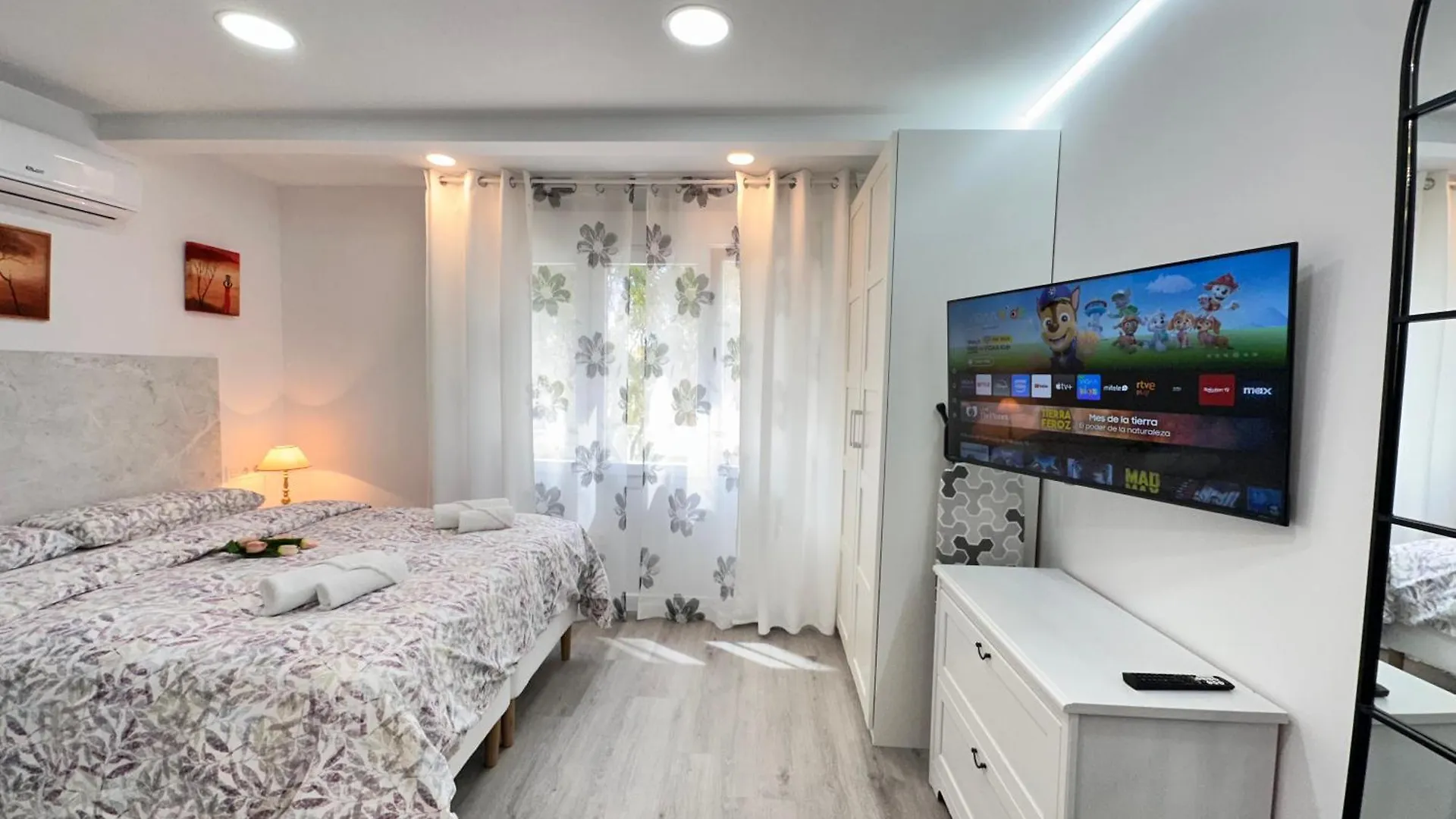 Paraiso De Santa Paula Malaga Apartment